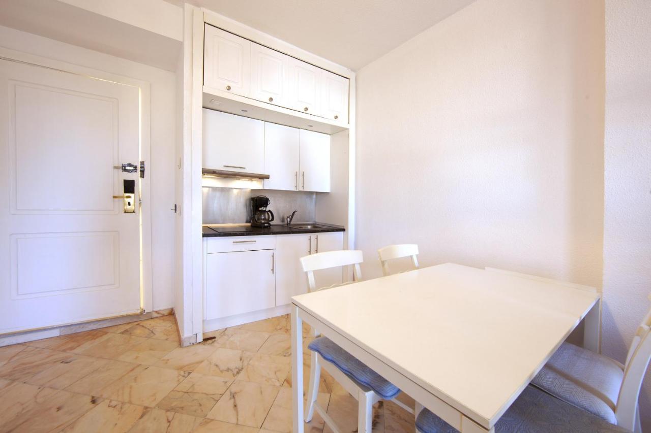 Romana Playa Studio Elviria Marbella Exterior photo